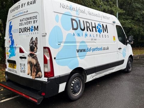 Renault Master 2.3 dCi 35 Business FWD MWB Medium Roof Euro 6 5dr 3