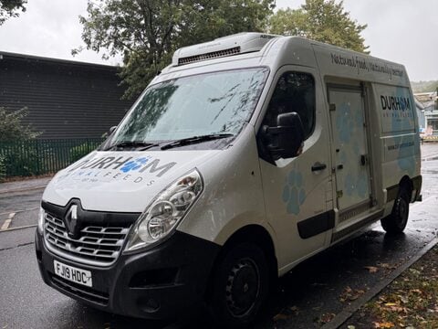 Renault Master 2.3 dCi 35 Business FWD MWB Medium Roof Euro 6 5dr 5