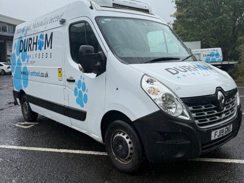 Renault Master 2.3 dCi 35 Business FWD MWB Medium Roof Euro 6 5dr 1