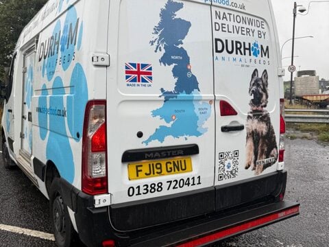 Renault Master 2.3 dCi 35 Business FWD MWB Medium Roof Euro 6 5dr 4