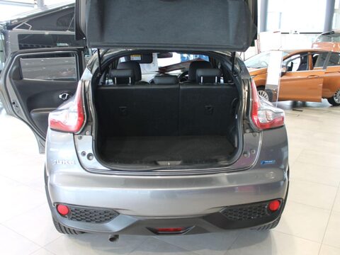 Nissan Juke 1.5 dCi 8v Tekna Euro 5 (s/s) 5dr 10