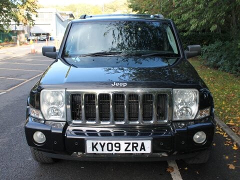 Jeep Commander 3.0 CRD V6 Limited 4x4 5dr 8