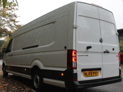 Volkswagen Crafter 2.0 TDI CR35 Trendline Maxi Panel Van FWD XLWB High Roof Euro 6 (s/s) 5dr 6