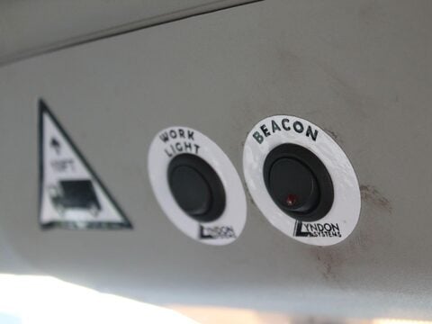 Ford Transit 2.0 350 EcoBlue Leader RWD L4 H3 Euro 6 (s/s) 5dr 29