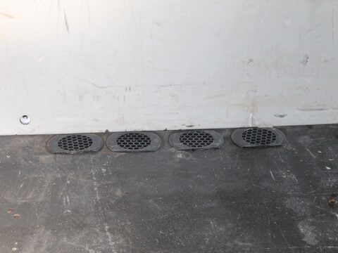 Ford Transit 2.0 350 EcoBlue Leader RWD L4 H3 Euro 6 (s/s) 5dr 52