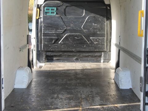 Ford Transit 2.0 350 EcoBlue Leader RWD L4 H3 Euro 6 (s/s) 5dr 46