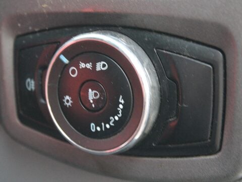 Ford Transit Custom 2.2 TDCi 290 L1 H1 5dr 19