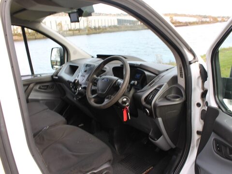 Ford Transit Custom 2.2 TDCi 290 L1 H1 5dr 16