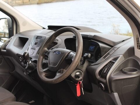 Ford Transit Custom 2.2 TDCi 290 L1 H1 5dr 26