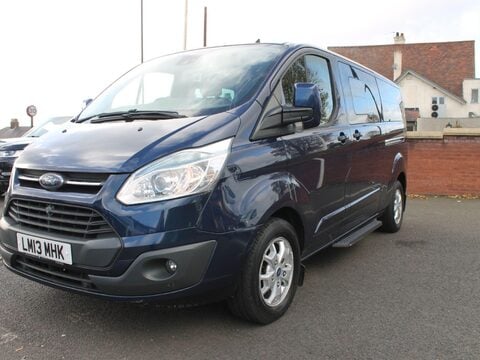 Ford Tourneo Custom 2.2 300 TDCi Limited L2 Euro 5 (s/s) 5dr 3
