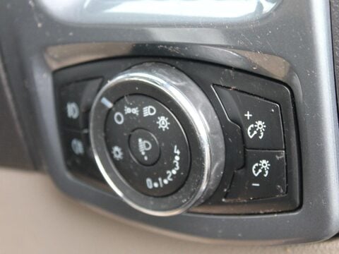 Ford Tourneo Custom 2.2 300 TDCi Limited L2 Euro 5 (s/s) 5dr 20