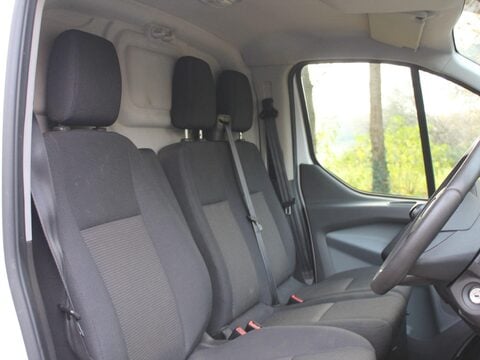 Ford Transit Custom 2.0 TDCi 290 L1 H2 5dr 11