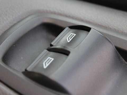 Ford Transit Custom 2.0 TDCi 290 L1 H2 5dr 12