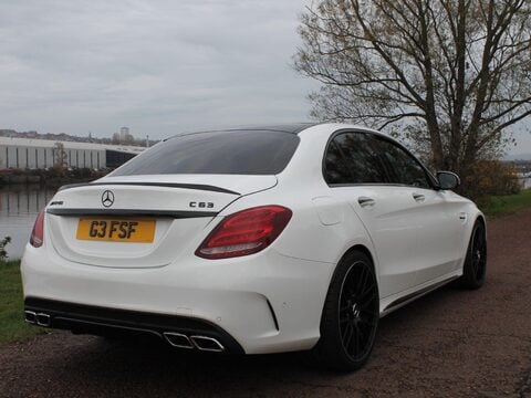 Mercedes-Benz C Class 4.0 C63 V8 BiTurbo AMG (Premium) SpdS MCT Euro 6 (s/s) 4dr 15