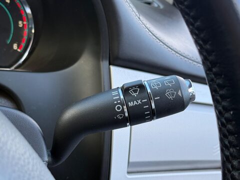 Jaguar XF 3.0d S V6 Portfolio Sportbrake Auto Euro 5 (s/s) 5dr 18