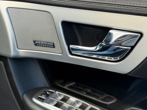 Jaguar XF 3.0d S V6 Portfolio Sportbrake Auto Euro 5 (s/s) 5dr 14