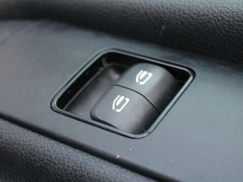 Mercedes-Benz Sprinter 2.1 316 CDI Progressive RWD L3 H2 Euro 6 (s/s) 5dr 40