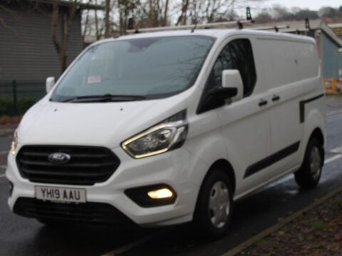 Ford Transit Custom 2.0 300 EcoBlue Trend L1 H1 Euro 6 5dr 3