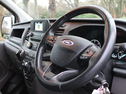 Ford Transit Custom 2.0 300 EcoBlue Trend L1 H1 Euro 6 5dr 18