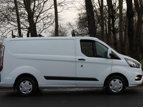 Ford Transit Custom 2.0 300 EcoBlue Trend L1 H1 Euro 6 5dr 9