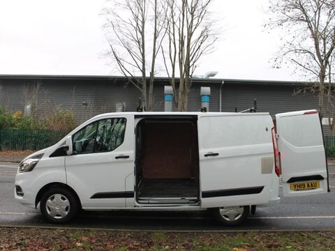 Ford Transit Custom 2.0 300 EcoBlue Trend L1 H1 Euro 6 5dr 26