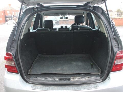 Mercedes-Benz M Class 3.0 ML320 CDI Sport 7G-Tronic 5dr 11