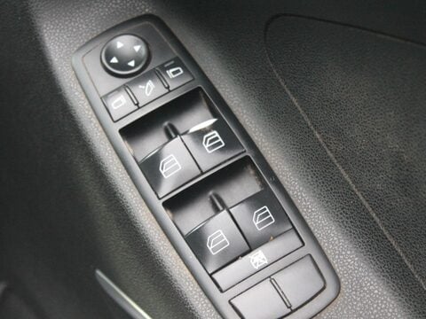 Mercedes-Benz M Class 3.0 ML320 CDI Sport 7G-Tronic 5dr 15