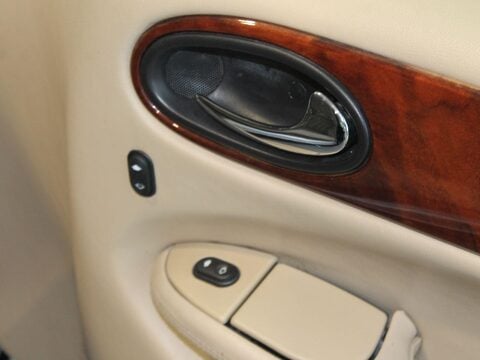 Daimler XJ LIMOUSINE 23