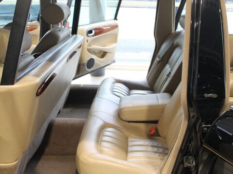 Daimler XJ LIMOUSINE 25