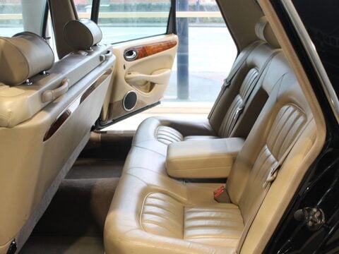 Daimler XJ LIMOUSINE 9