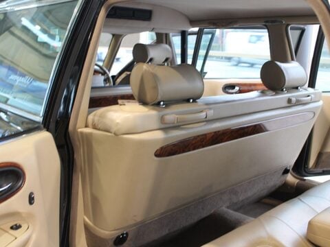 Daimler XJ LIMOUSINE 10