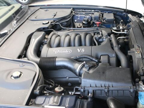 Daimler XJ LIMOUSINE 24