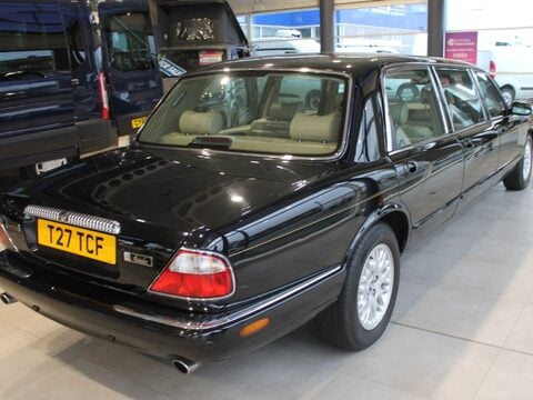 Daimler XJ LIMOUSINE 7