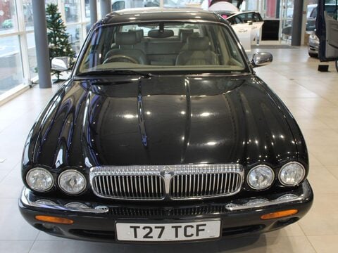 Daimler XJ LIMOUSINE 2