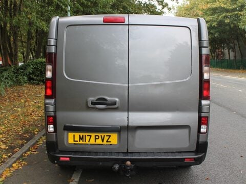 Renault Trafic 1.6 dCi ENERGY 29 Sport Nav LWB Standard Roof Euro 6 (s/s) 5dr 5