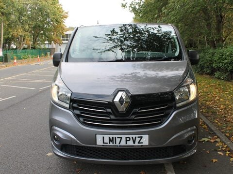 Renault Trafic 1.6 dCi ENERGY 29 Sport Nav LWB Standard Roof Euro 6 (s/s) 5dr 10
