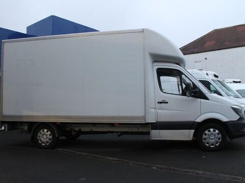 Mercedes-Benz Sprinter 2.1 314 CDI Luton 2dr Diesel Manual RWD L3 (140 bhp) 14