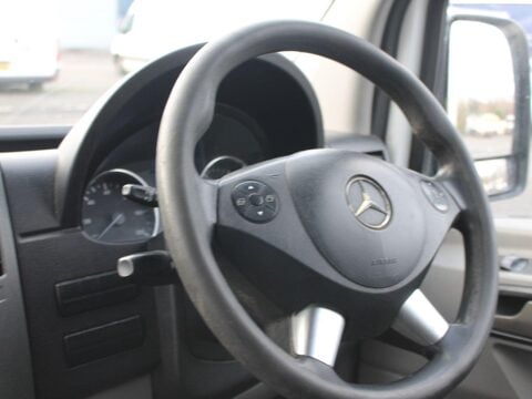 Mercedes-Benz Sprinter 2.1 313 CDi RWD L2 4dr 11