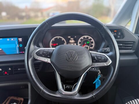 Volkswagen Caddy 2.0 TDI C20 Commerce Plus DSG SWB Euro 6 (s/s) 5dr 23