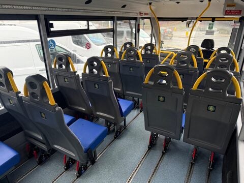 Mercedes-Benz Sprinter 2.1 513 CDI RWD L2 4dr 25