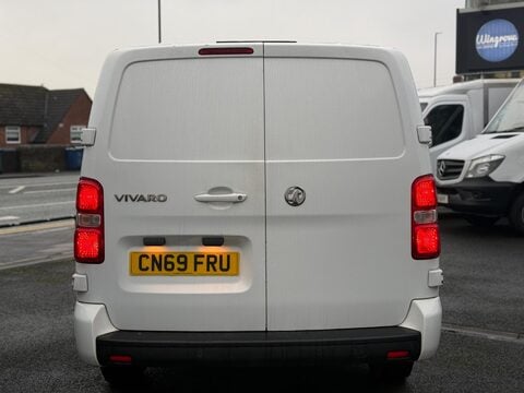 Vauxhall Vivaro 1.5 Turbo D 2900 Sportive L2 H1 Euro 6 (s/s) 5dr 4