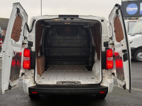 Vauxhall Vivaro 1.5 Turbo D 2900 Sportive L2 H1 Euro 6 (s/s) 5dr 10