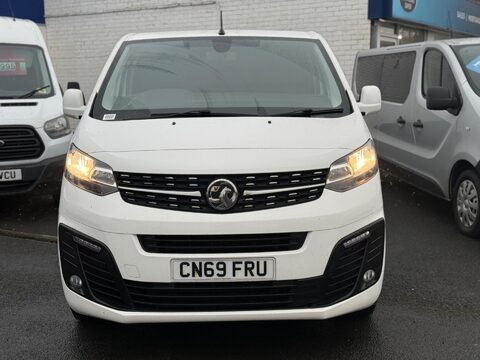 Vauxhall Vivaro 1.5 Turbo D 2900 Sportive L2 H1 Euro 6 (s/s) 5dr 7