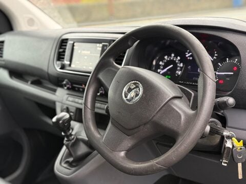 Vauxhall Vivaro 1.5 Turbo D 2900 Sportive L2 H1 Euro 6 (s/s) 5dr 13