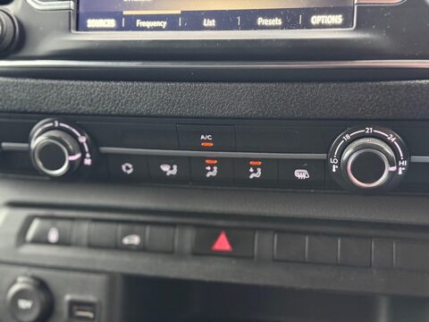 Vauxhall Vivaro 1.5 Turbo D 2900 Sportive L2 H1 Euro 6 (s/s) 5dr 16