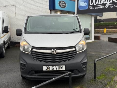 Vauxhall Vivaro 1.6 CDTi 2900 BiTurbo ecoFLEX L2 H1 Euro 6 (s/s) 5dr (9 Seat) 6