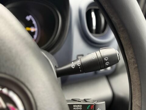 Vauxhall Vivaro 1.6 CDTi 2900 BiTurbo ecoFLEX L2 H1 Euro 6 (s/s) 5dr (9 Seat) 21