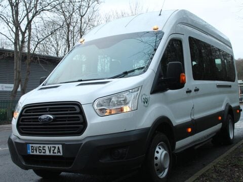 Ford Transit 2.2 TDCi 460 HDT L4 H3 4dr (18 seats) 3