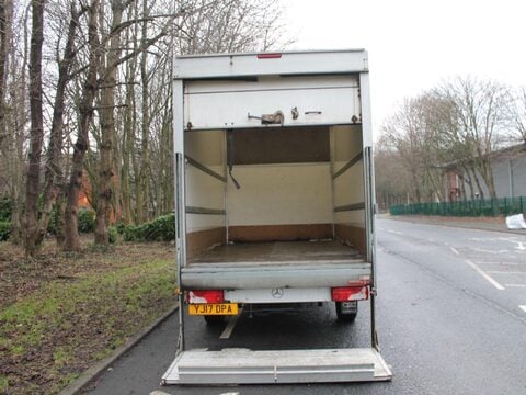 Mercedes-Benz Sprinter 2.1 314 CDI Luton 2dr Diesel Manual RWD L3 (140 bhp) 9