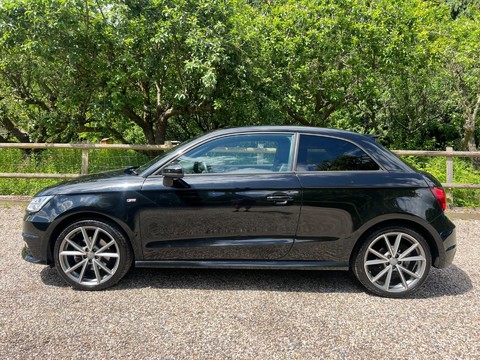 Audi A1 1.4 TFSI CoD Black Edition Euro 6 (s/s) 3dr 19